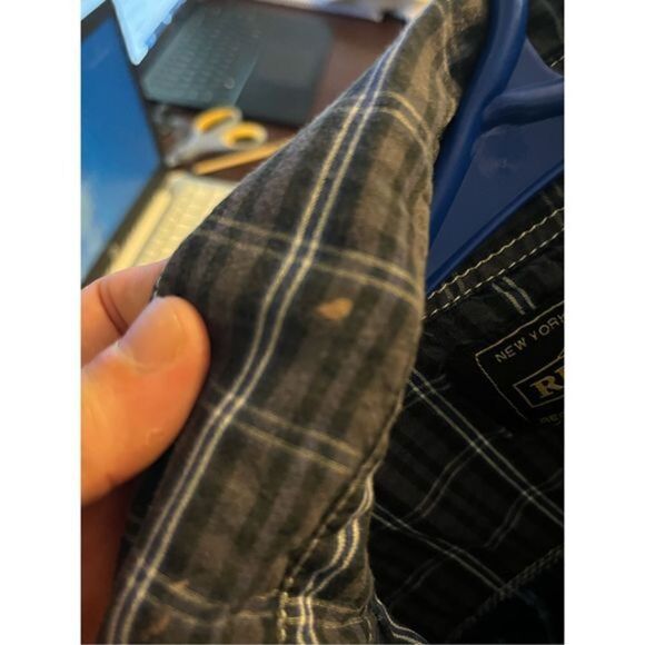 Red Snap Blue and White Plaid Distressed Long Sleeve Snap button Shirt. Size Med - Picture 5 of 9